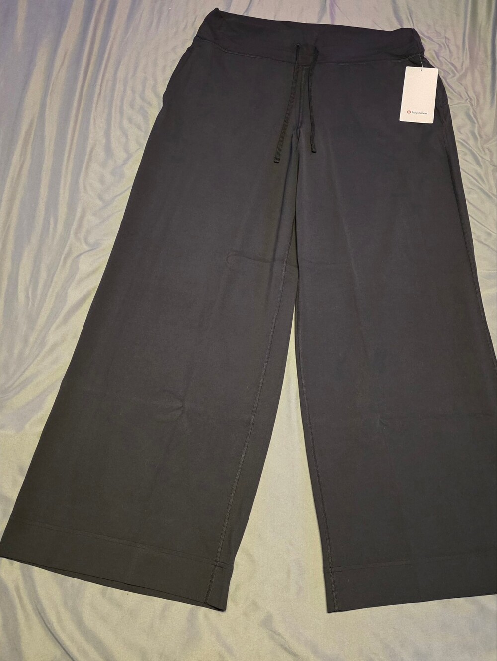 Lululemon Groove Wide-Lea Hiah- Rise Pant *Short Size 14 Black New